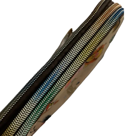 Tsum Tsum Disney’s Characters Beige Waterproof Clutch Wristlet Hong Kong Bag - Picture 4 of 8